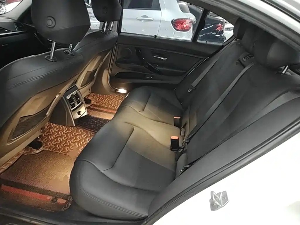 BMW 3 Series — фото 17