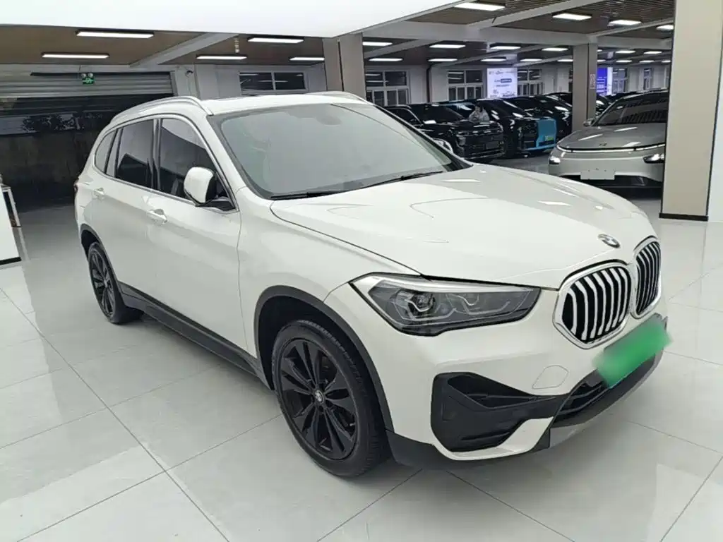 BMW X1 — фото 4