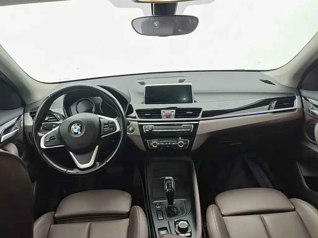 BMW X1 — фото 10