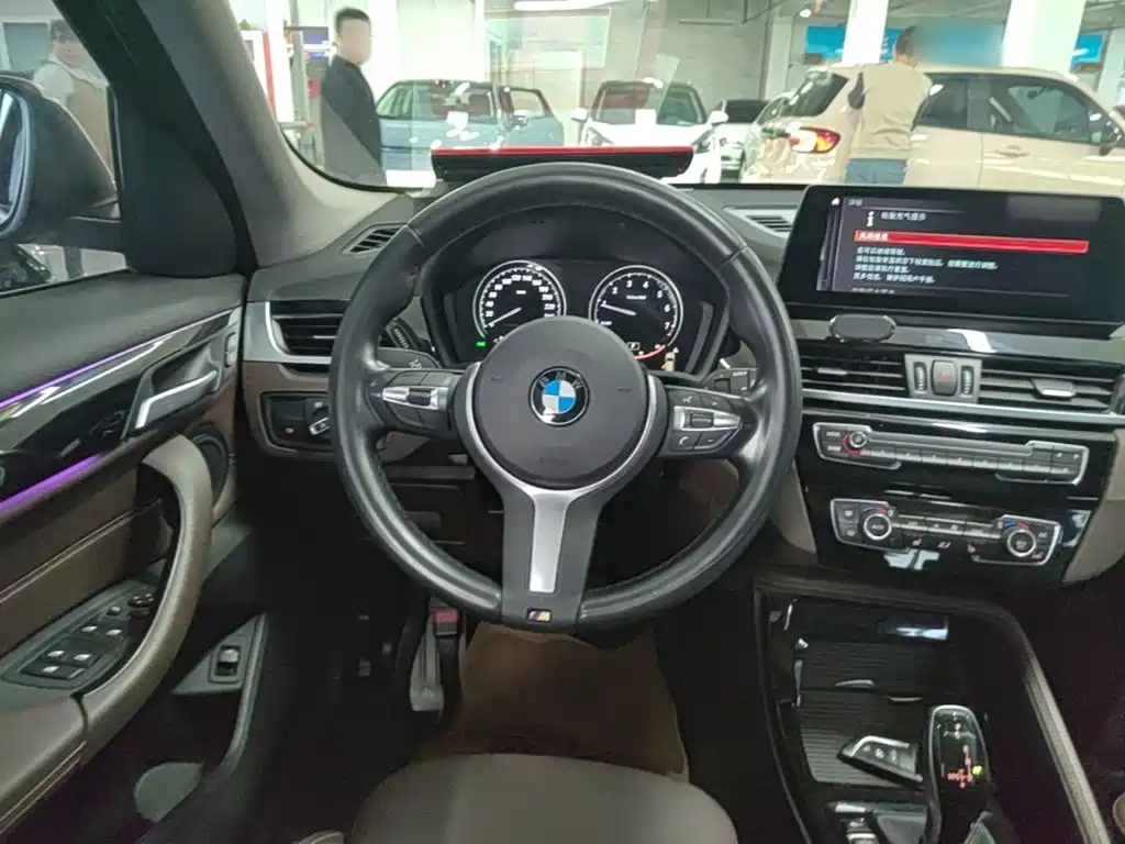BMW X1 — фото 11