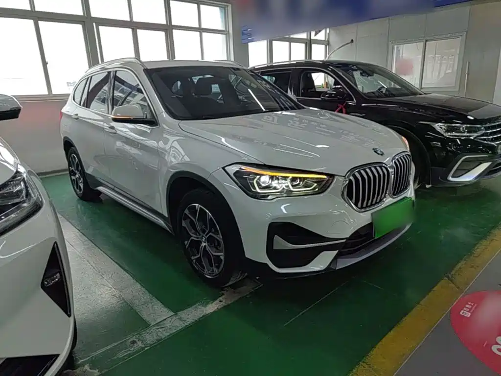 BMW X1 — фото 4
