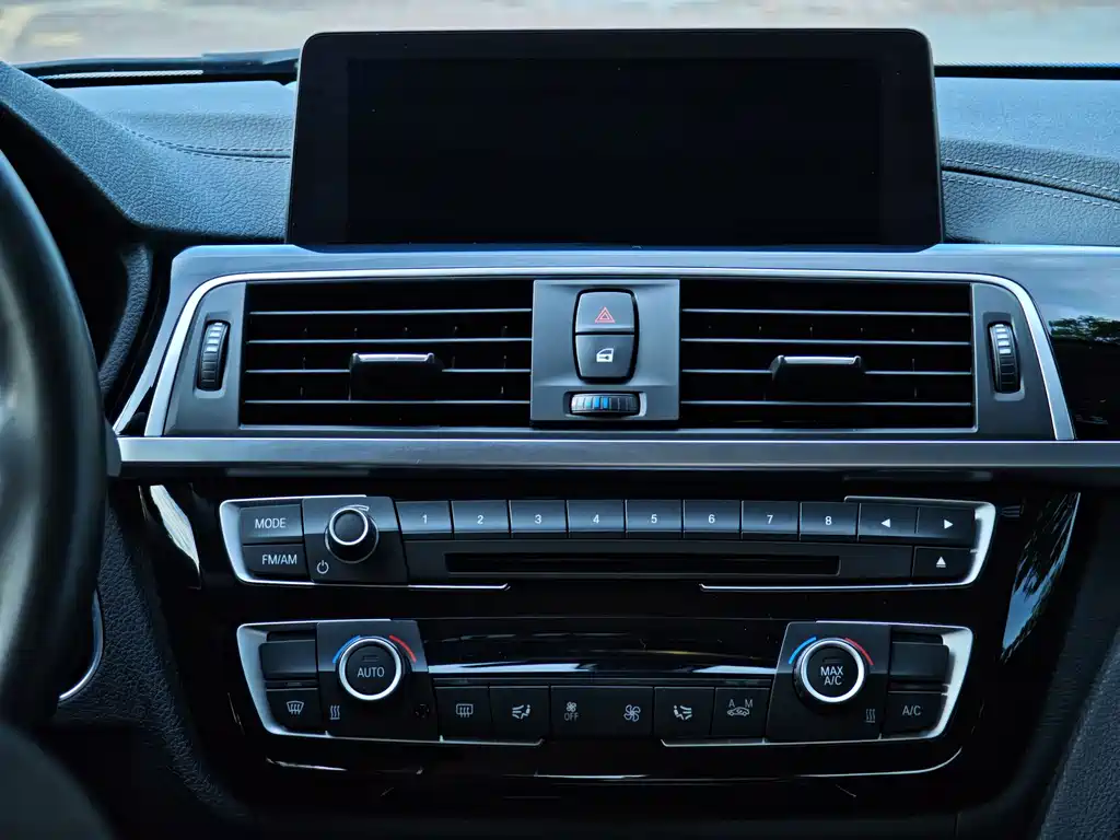 BMW 3 Series — фото 13