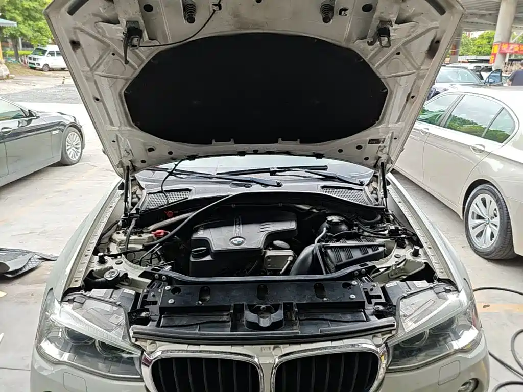 BMW X4 — фото 16
