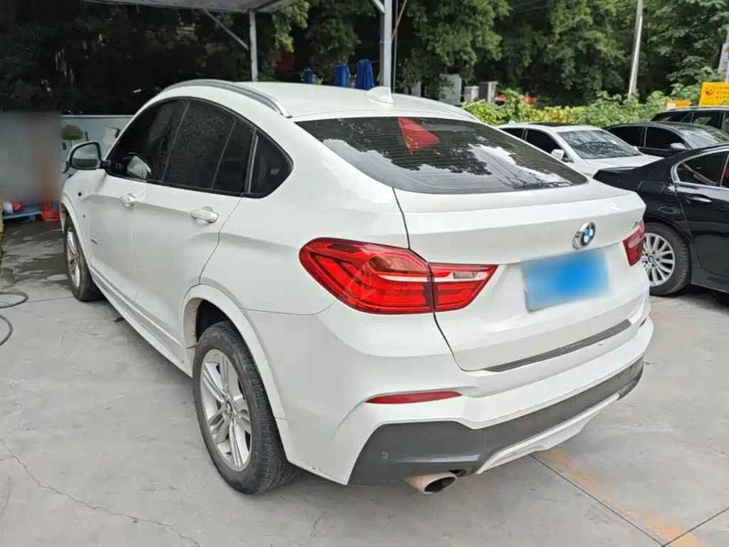 BMW X4 — фото 23