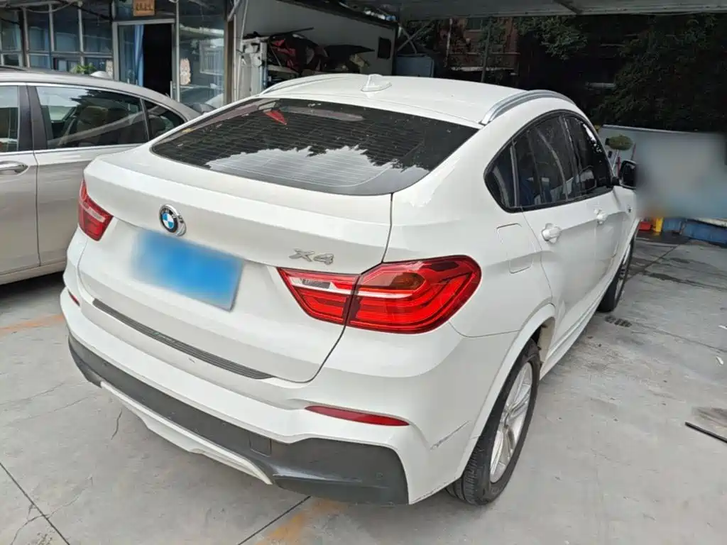 BMW X4 — фото 5