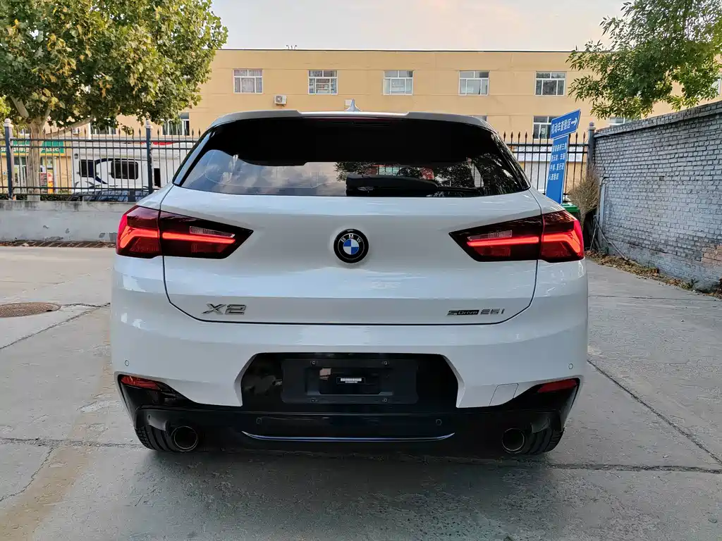 BMW X2 — фото 5