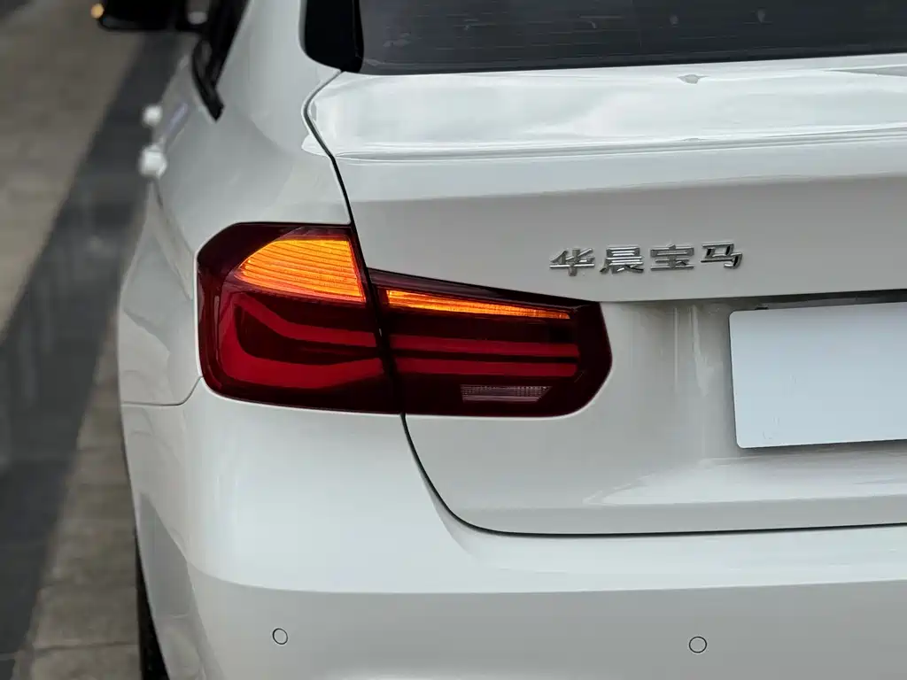 BMW 3 Series — фото 18
