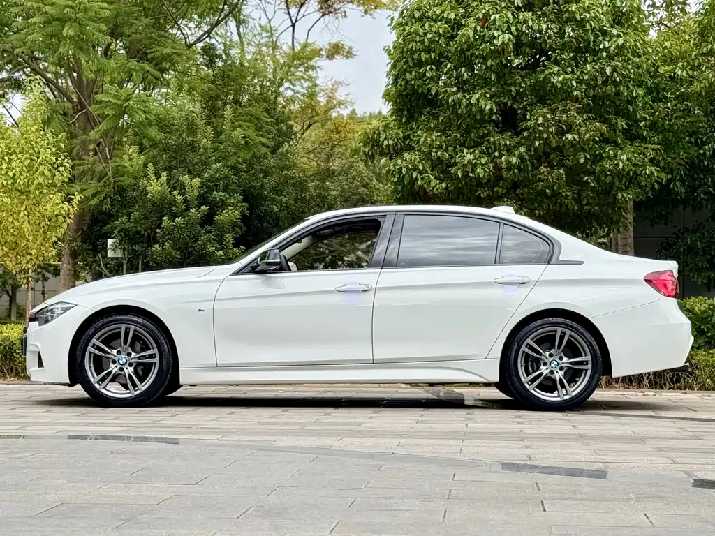BMW 3 Series — фото 10