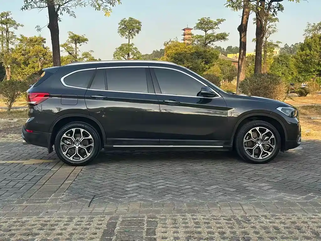 BMW X1 — фото 4