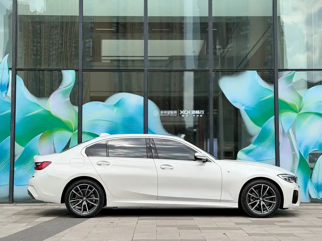 BMW 3 Series — фото 8