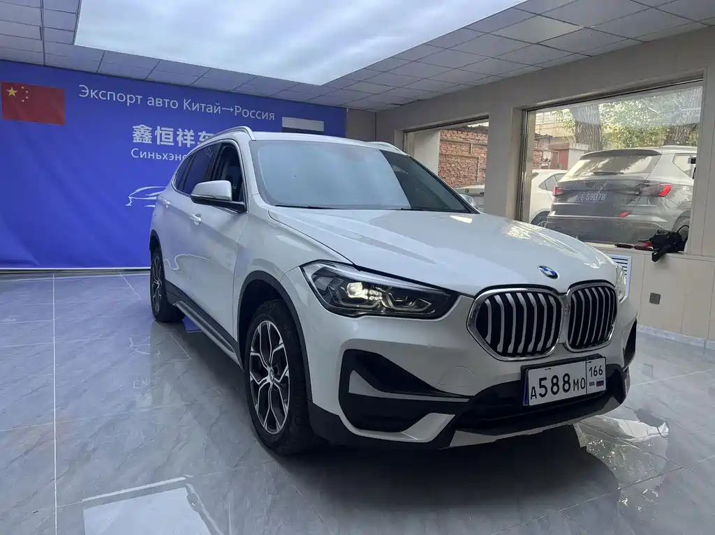 BMW X1 — фото 3