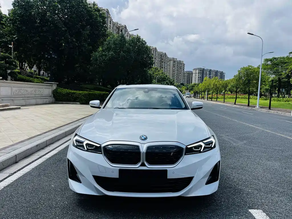 BMW i3 — фото 2