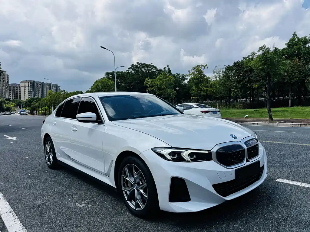 BMW i3 — фото 18