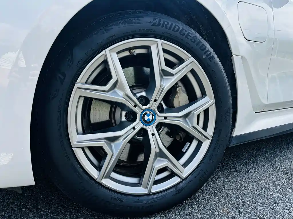 BMW i3 — фото 9