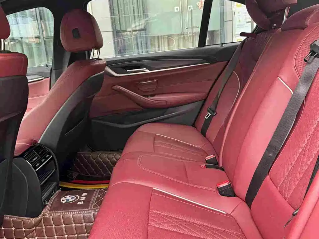 BMW 5 Series New Energy — фото 10