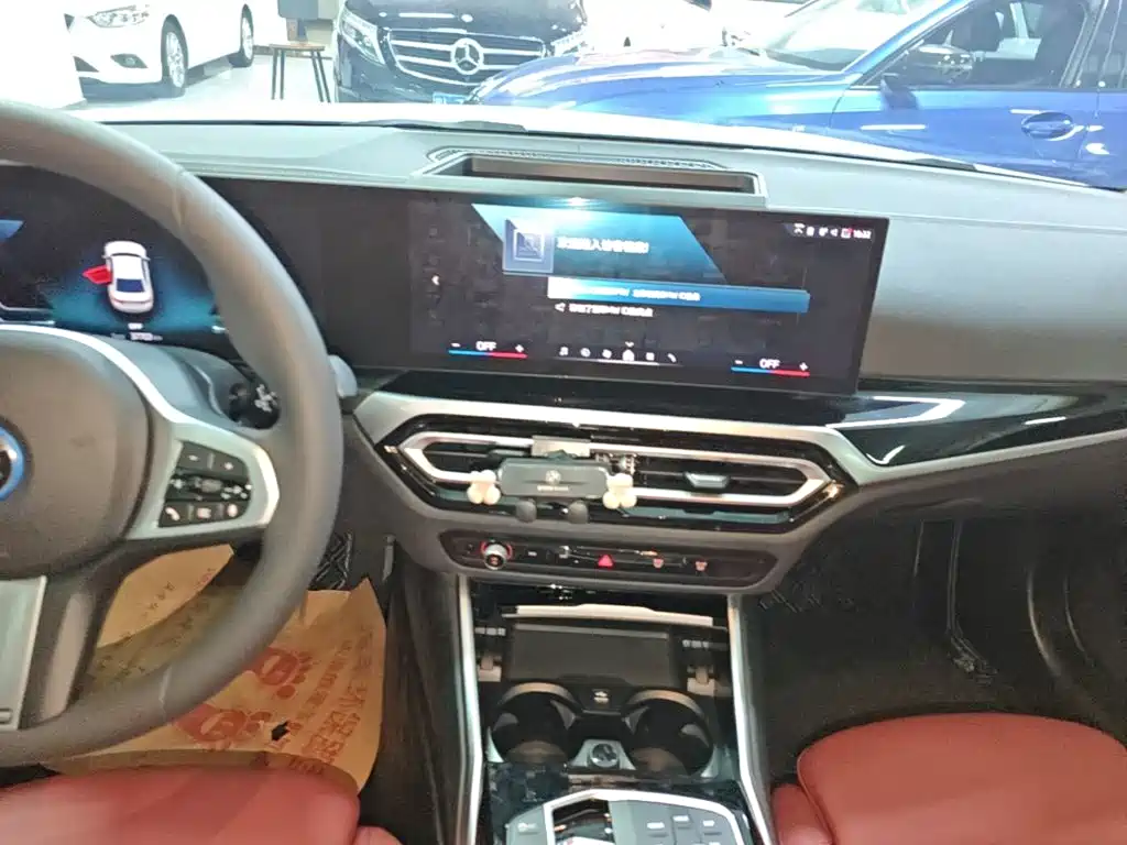 BMW i3 — фото 13