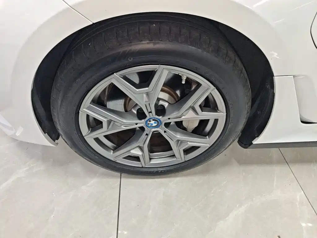 BMW i3 — фото 23