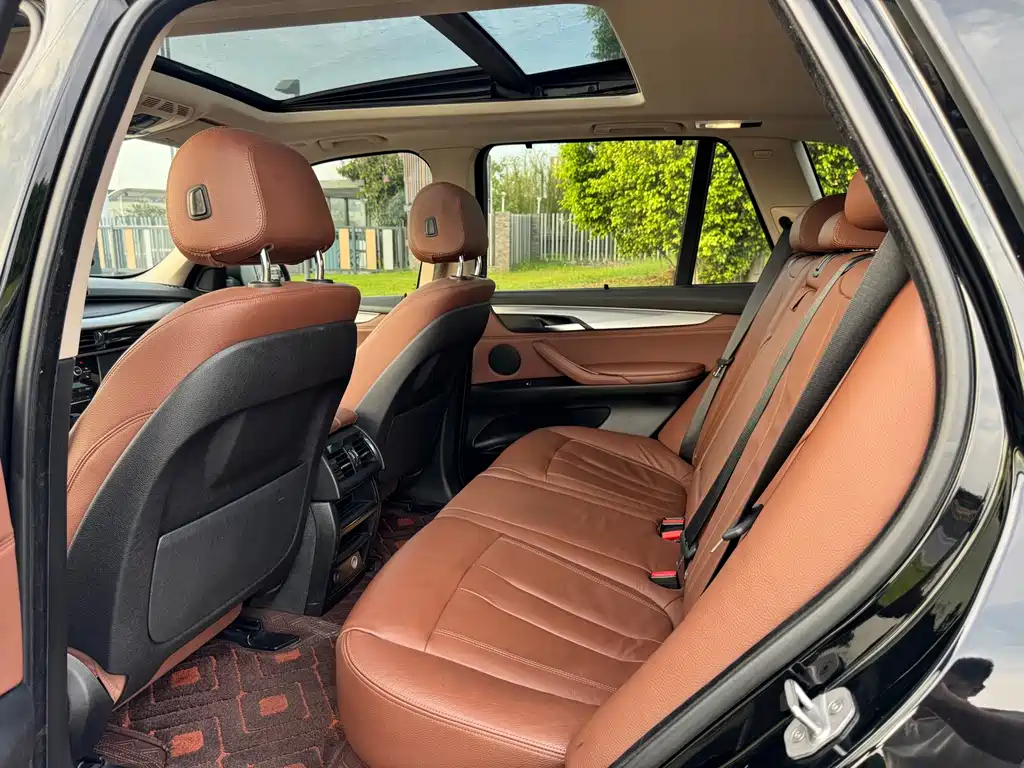 BMW X5 (Import) — фото 13