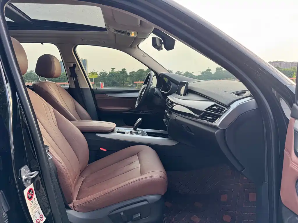 BMW X5 (Import) — фото 14