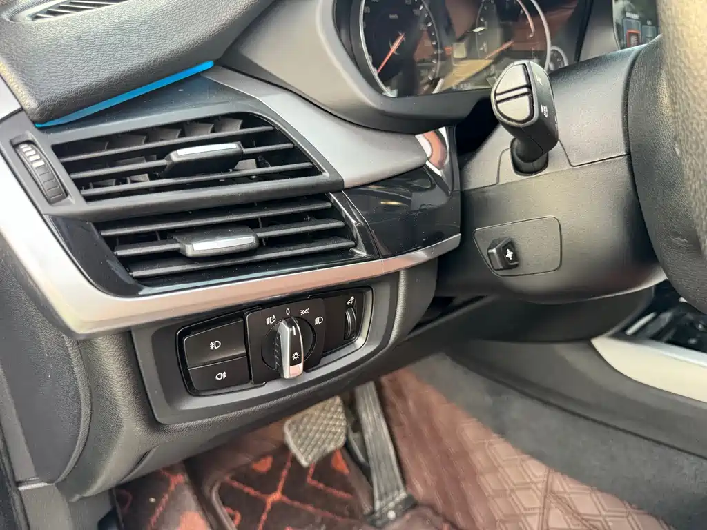 BMW X5 (Import) — фото 19
