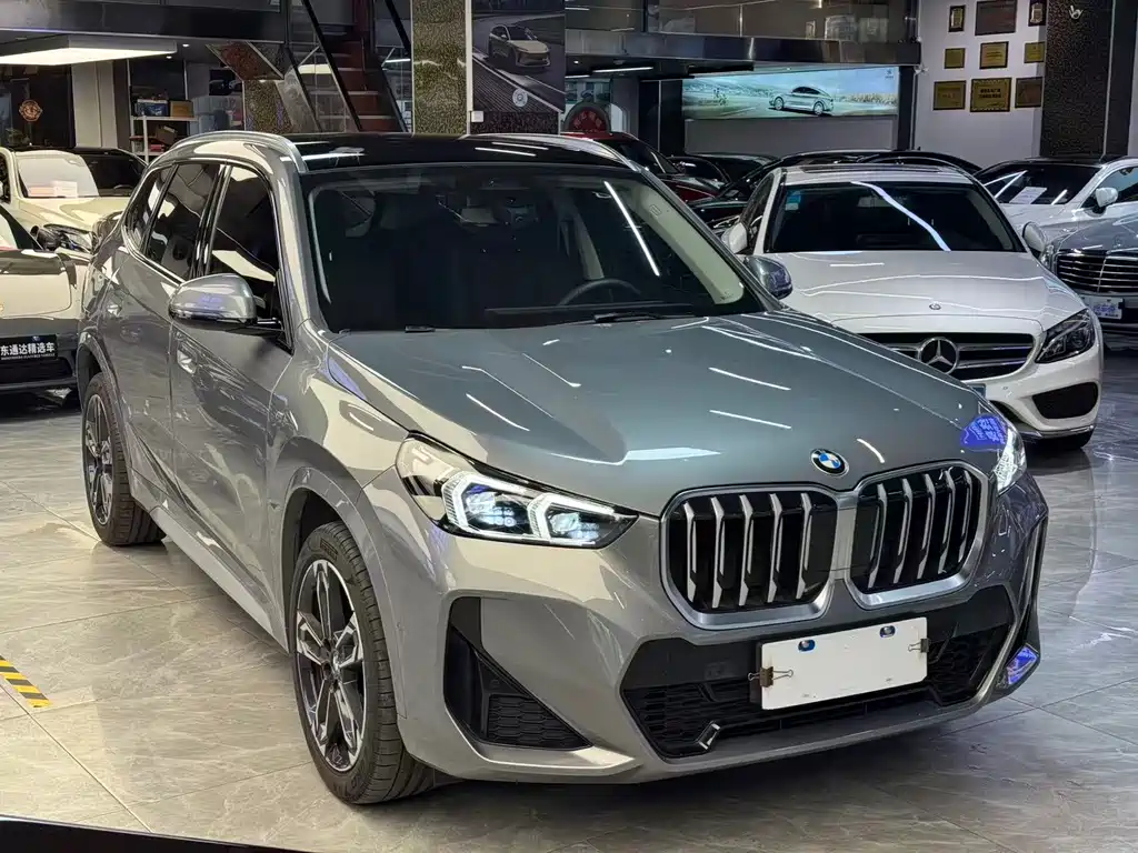 BMW X1 — фото 3