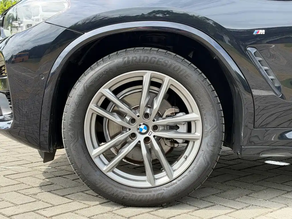 BMW X4 — фото 21