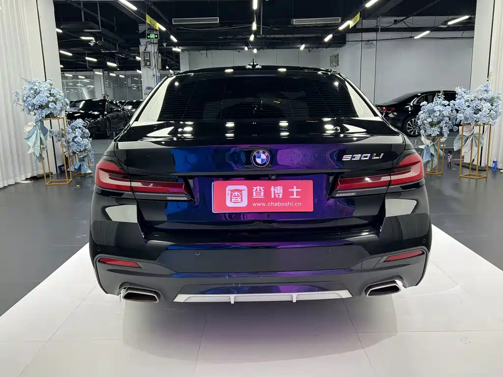 BMW 5 Series — фото 10