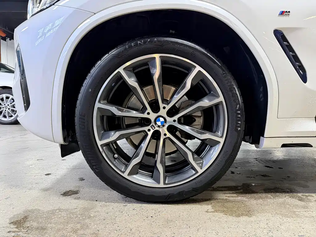 BMW X3 — фото 25