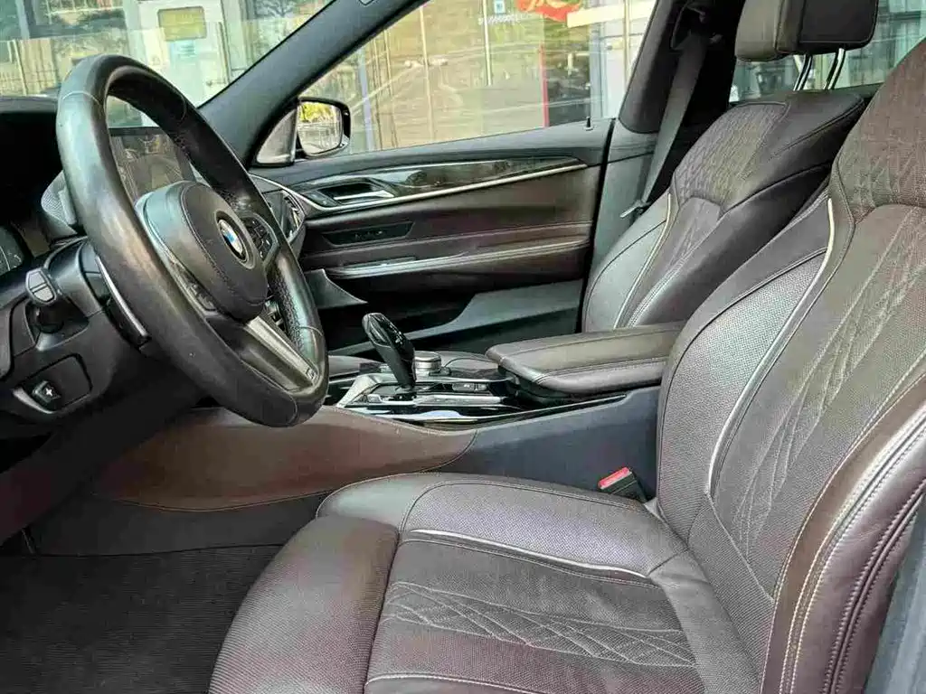 BMW 6 Series GT — фото 9