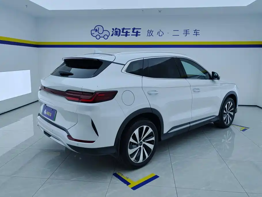 BYD PLUS New Energy — фото 3