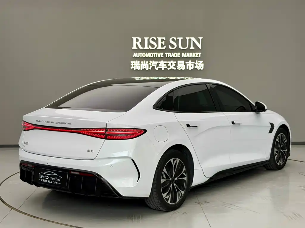 BYD Seal — фото 4