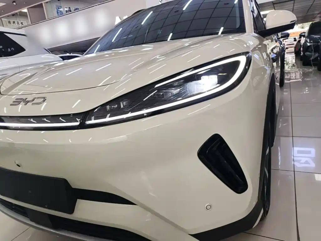 BYD Sealion 05 EV — фото 24