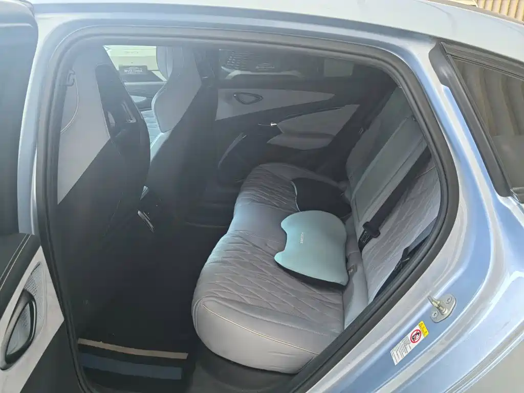 BYD Seal — фото 7