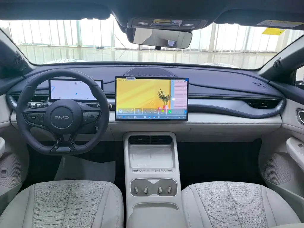 BYD Seal 06GT — фото 8