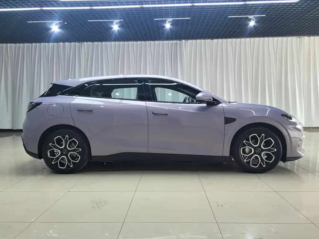 BYD Seal 06GT — фото 9