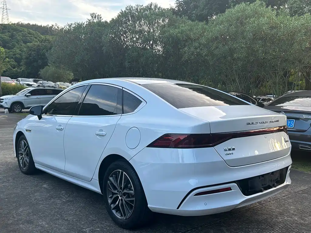BYD Qin PLUS — фото 15