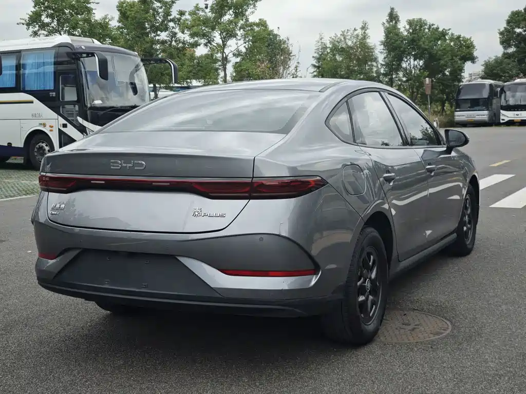 BYD Qin PLUS — фото 14