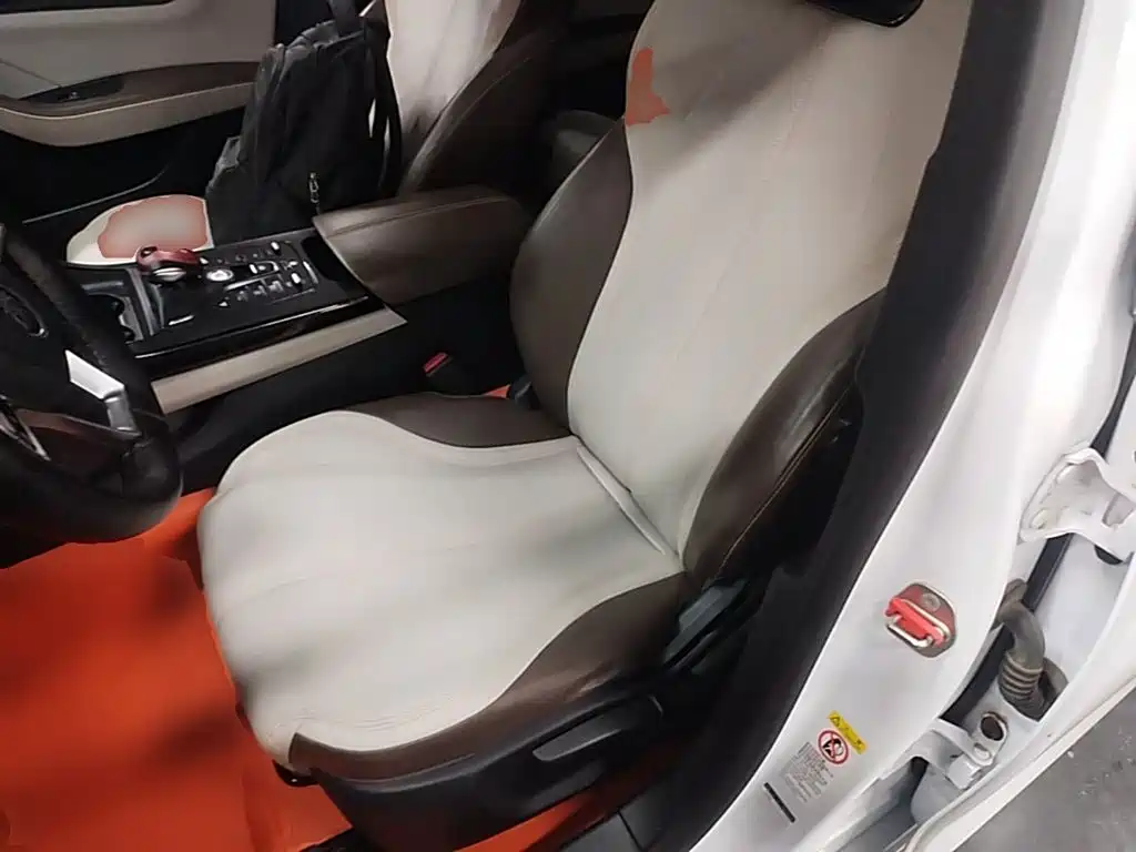 BYD Qin PLUS — фото 20