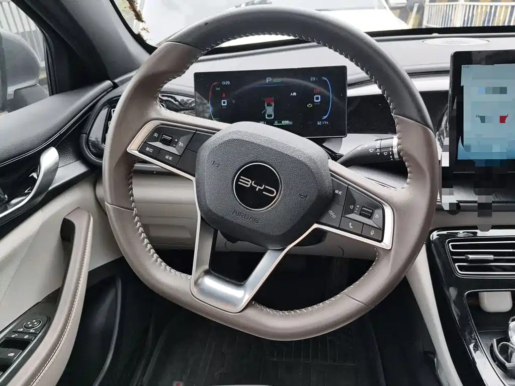 BYD Qin PLUS — фото 6