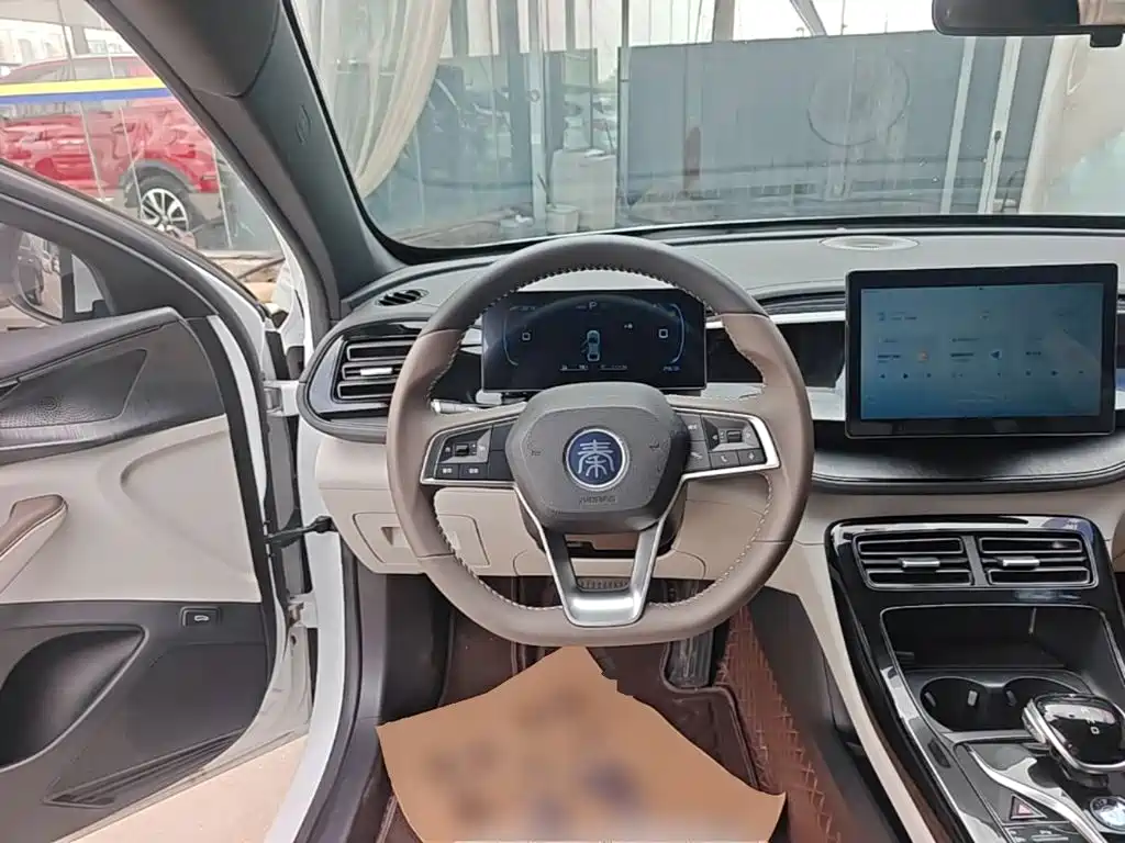 BYD Qin PLUS — фото 11