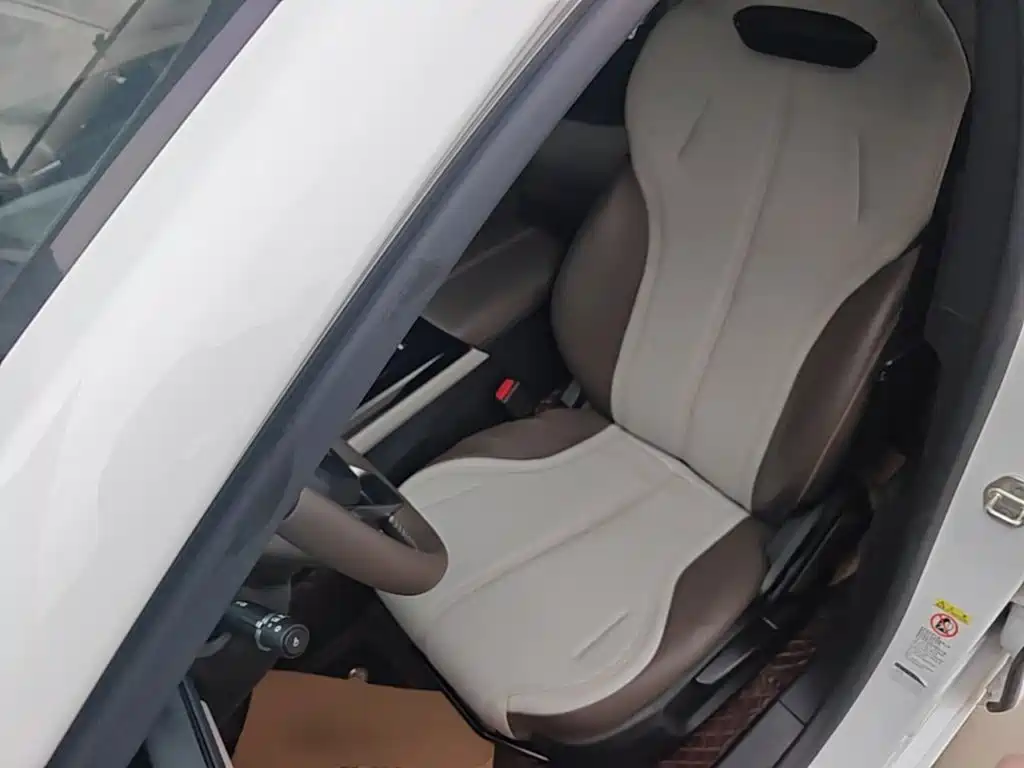BYD Qin PLUS — фото 15