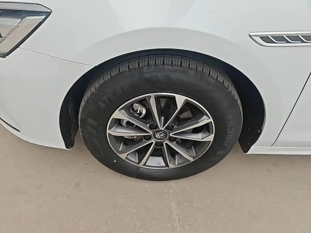 BYD Qin PLUS — фото 23