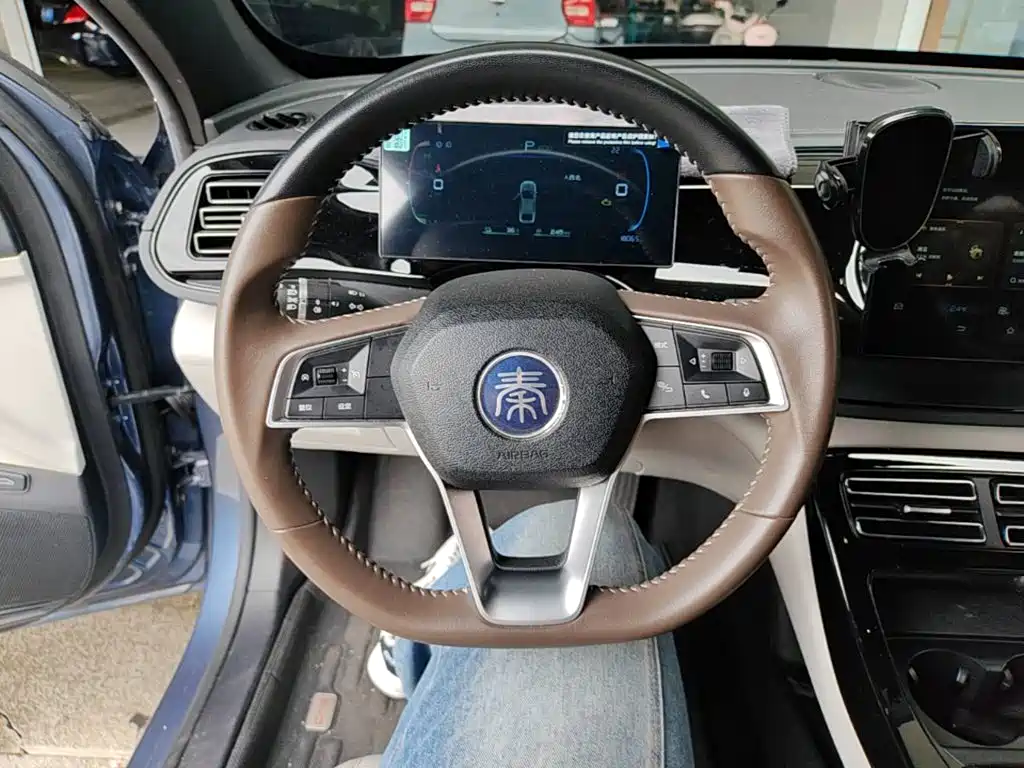 BYD Qin PLUS — фото 11