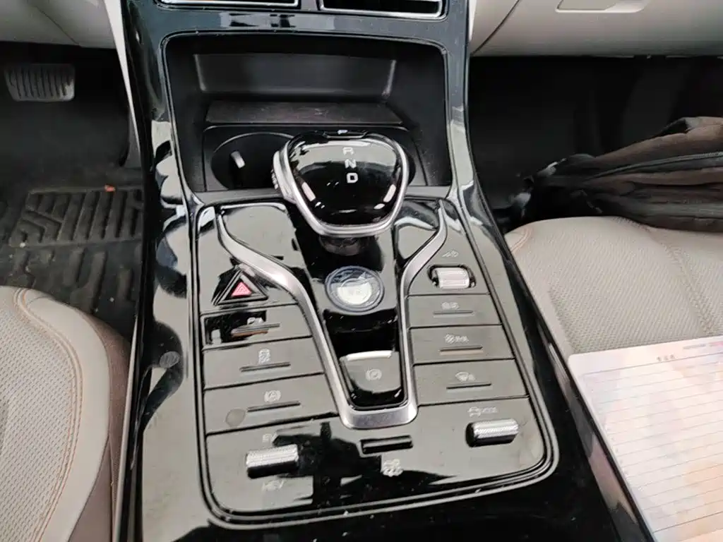 BYD Qin PLUS — фото 14