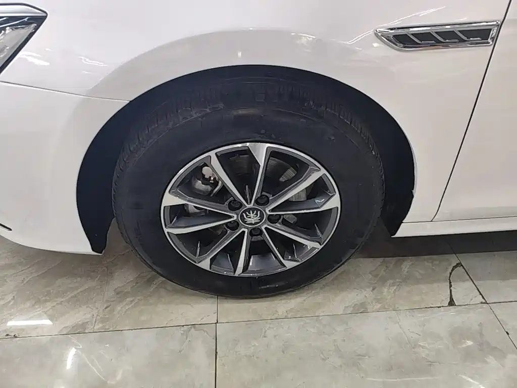 BYD Qin PLUS — фото 23