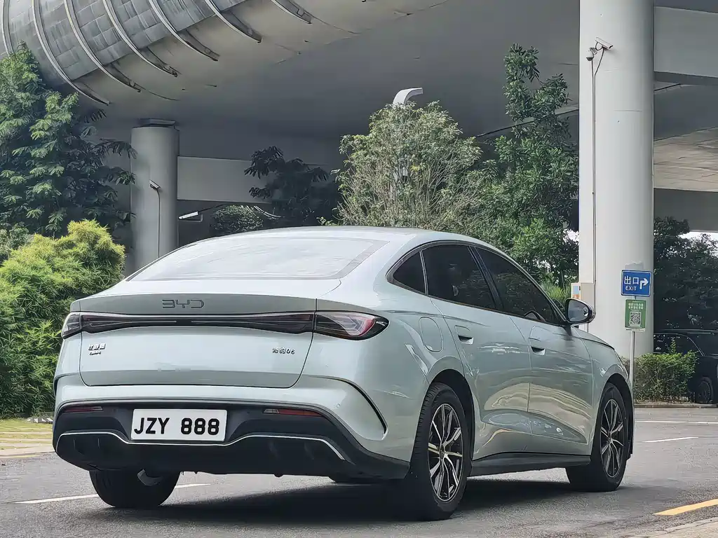 BYD Seal 06 — фото 8