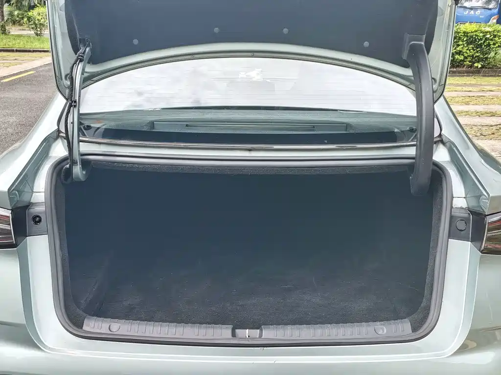 BYD Seal 06 — фото 10