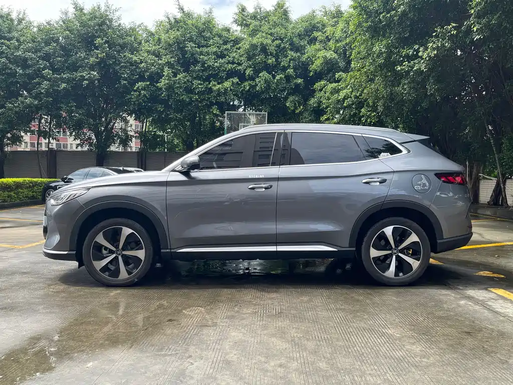 BYD PLUS New Energy — фото 7