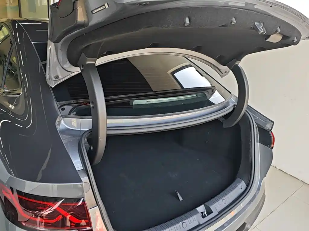 BYD Qin L — фото 19