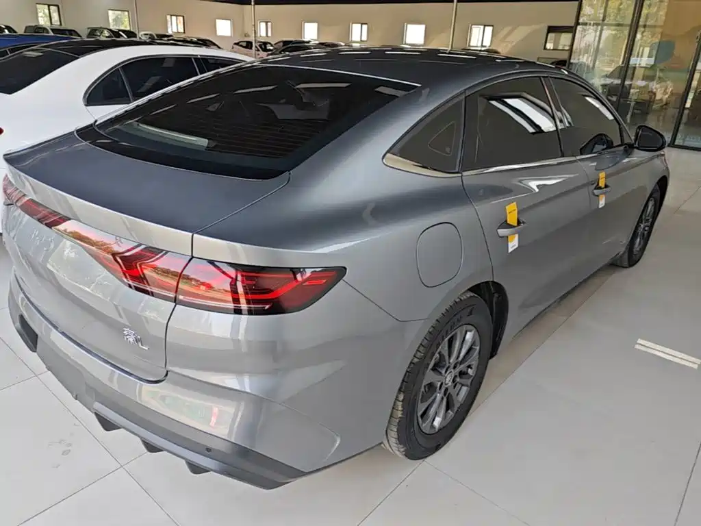 BYD Qin L — фото 7